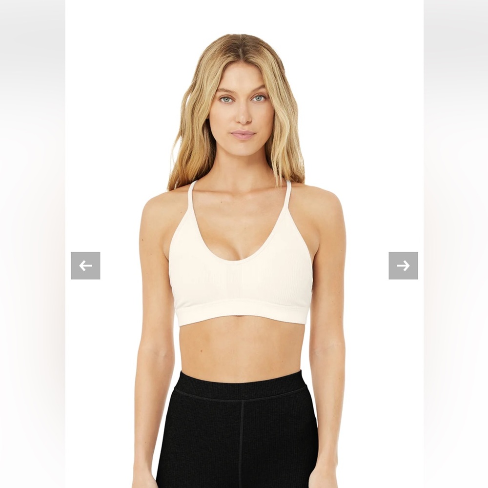 Alo Yoga Ribbed Blissful Bra size M Ivory